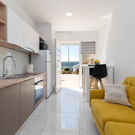 Apartment Matea